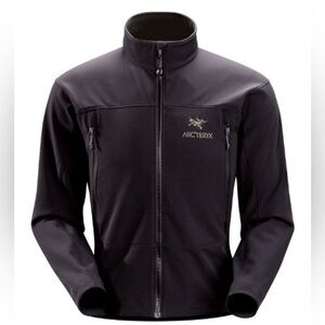 Arcteryx women’s soft shell black jacket size M 8-10 outdoorsy coat hiking warm